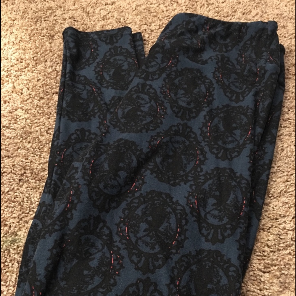 5 TC LulaRoe Leggings all washed and worn once